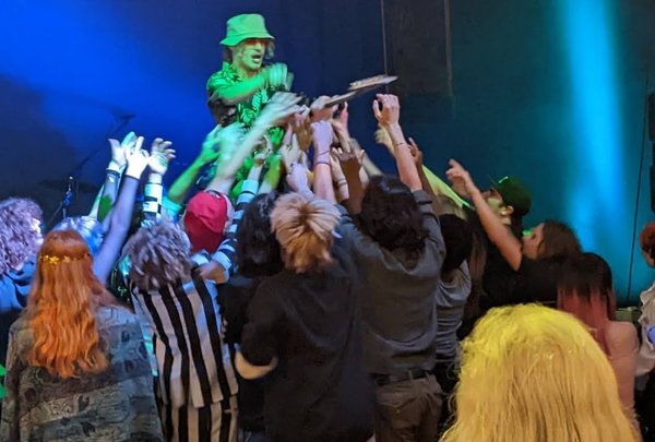 halloween concert wide frame pic