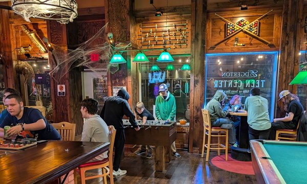 halloween front wall 2024