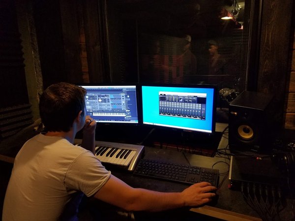 wvt recording studio 2 monitors clayton